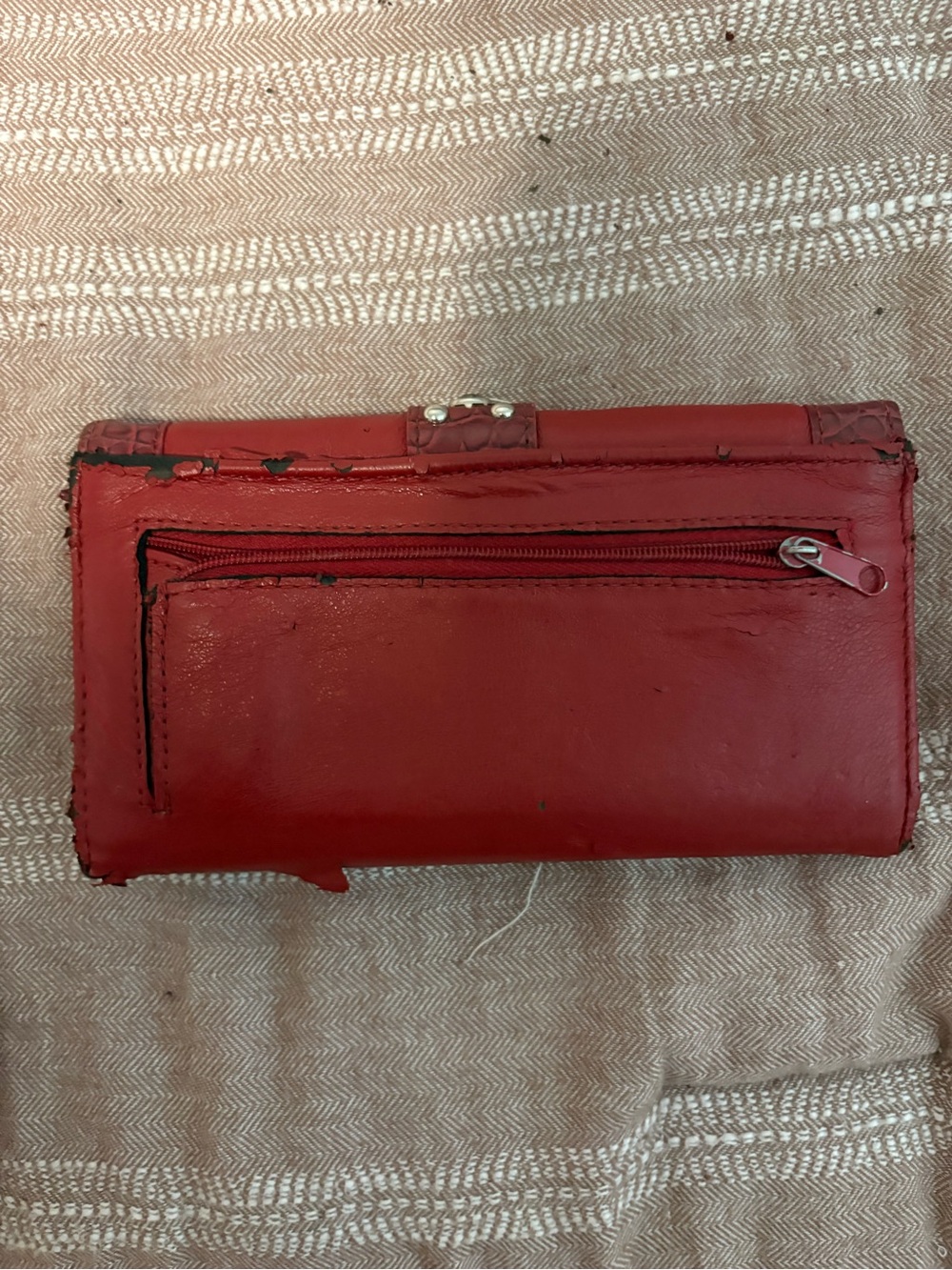 Red Rhinestone Buckle Leather Wallet - Picture 3 of 5